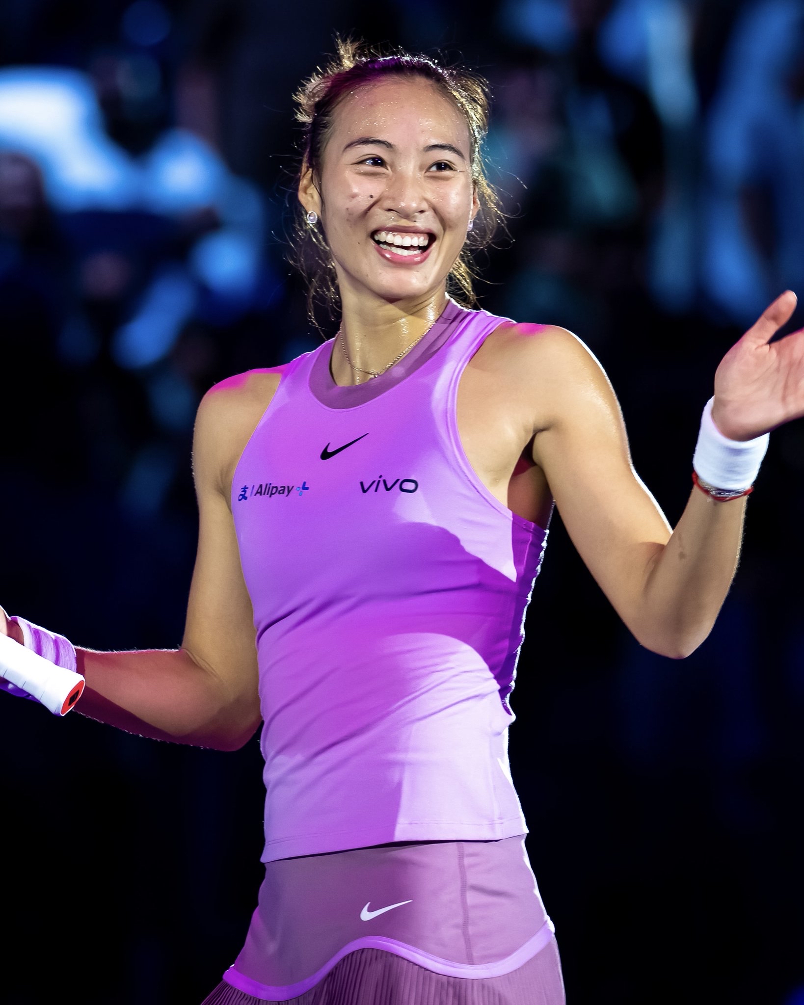 莎拉波娃新星最后时刻胜出表现突出，日本队前途光明！