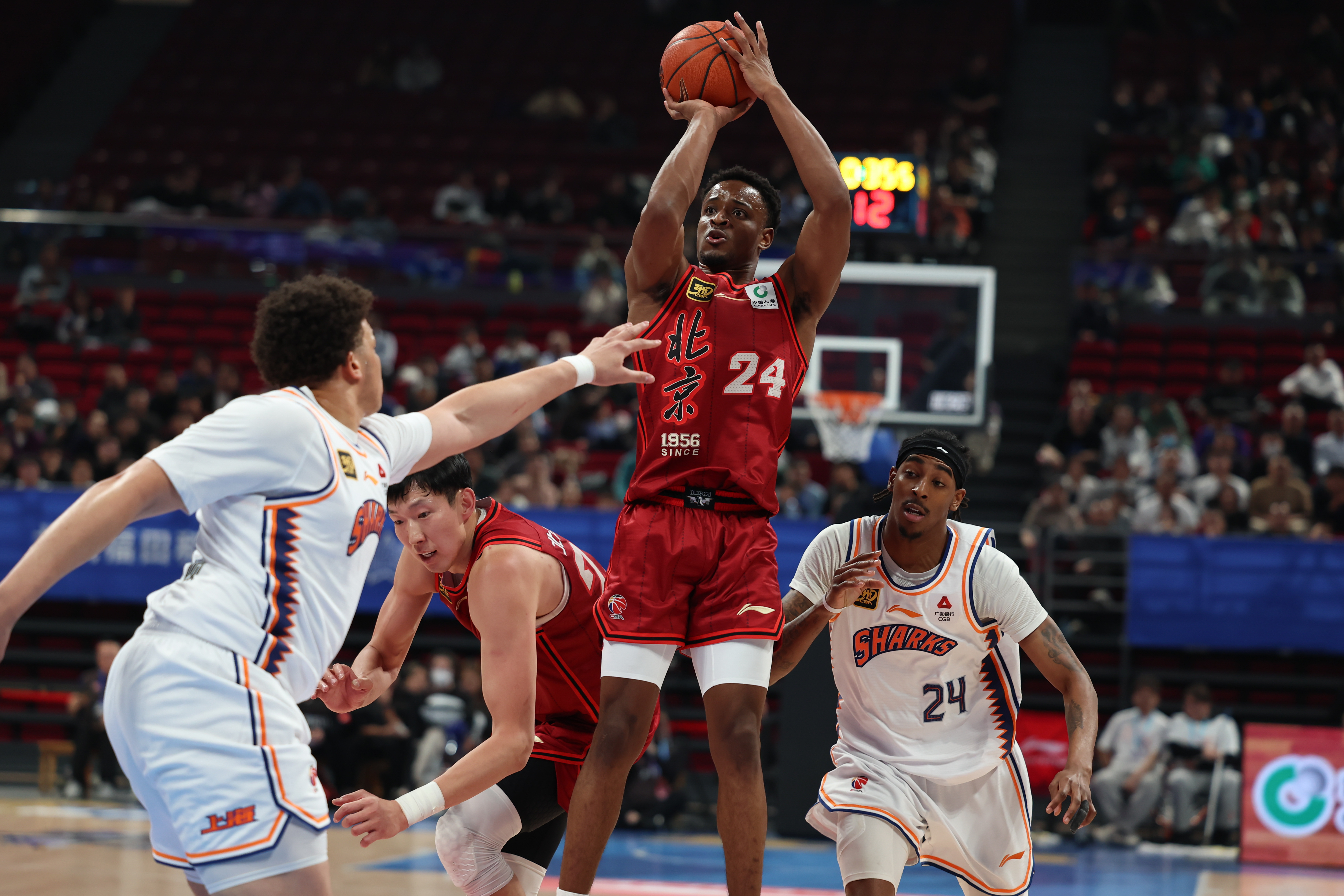 加时末段CBA常规赛焦点战，迈阿密热火内部沟通，悬念犹存，细节决定成败的简单介绍