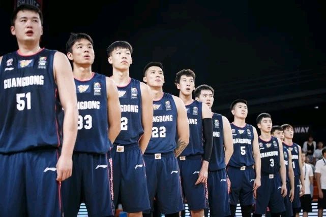 九游体育官网入口亚冠赛程吃紧，广东宏远赛前队长鼓劲，气氛紧张，赛程密集仍需轮换的简单介绍